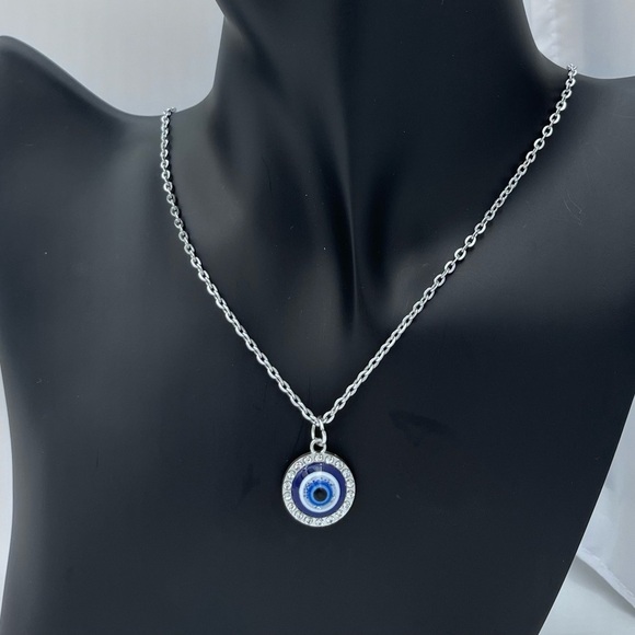 Necklace Blue Evil Eye Pendant Set with Dangle Earrings Silver Tone - Picture 1 of 9
